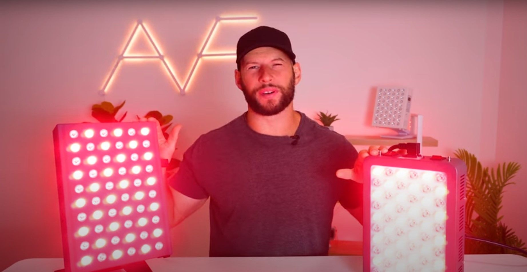 Alex reviews two Hooga light therapy tabletop panels