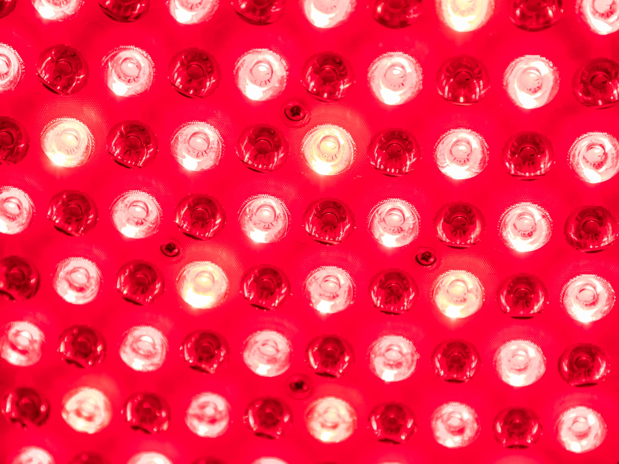 Red Light Therapy Wavelengths Benefits: The Ultimate Guide