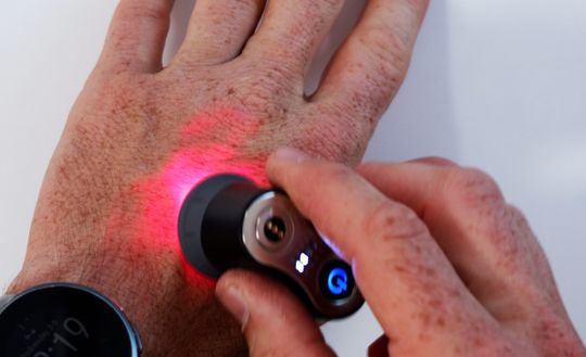 Red Light Therapy for Arthritis: The Complete Guide